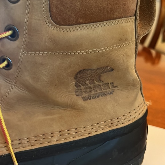 Men’s Sorel Cheyanne II Duck Boot Size 12 Like New - Picture 2 of 7